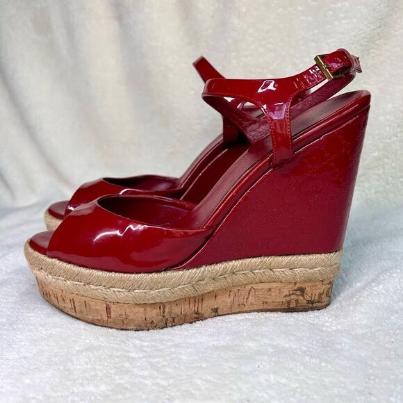 Gucci Women's Red Patent Microguccissima Hollie Wedge Sandals Size 37 1/2 - Picture 1 of 7